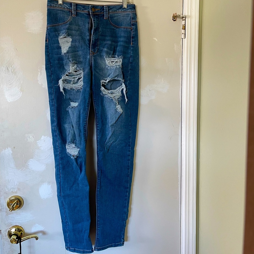 Stretchy, high waist jeans